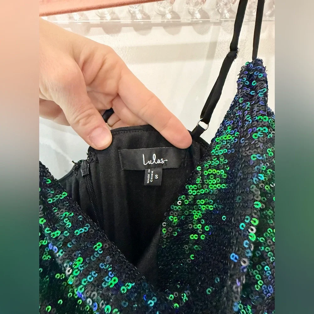 NWT Lulu’s Green Iridescent Sequin Wide-Leg Jumpsuit - Picture 10 of 15